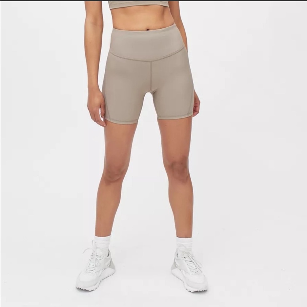 Champion Ribbed Sporty Bike Shorts in Olive Grove Size Large NWT Athleisure